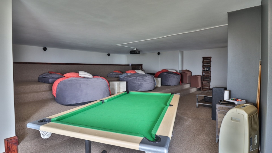 6 Bedroom Property for Sale in Moquini Coastal Estate Western Cape